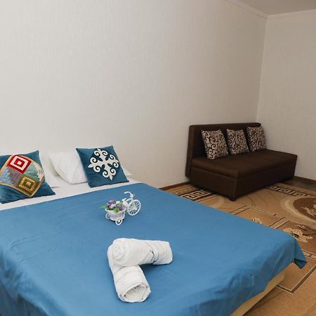 Reliablehouse 2-Х Комнатная Квартира В Центре Apartment Almatî Exterior foto