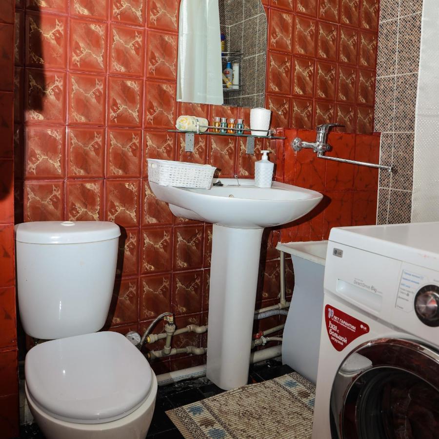 Reliablehouse 2-Х Комнатная Квартира В Центре Apartment Almatî Exterior foto
